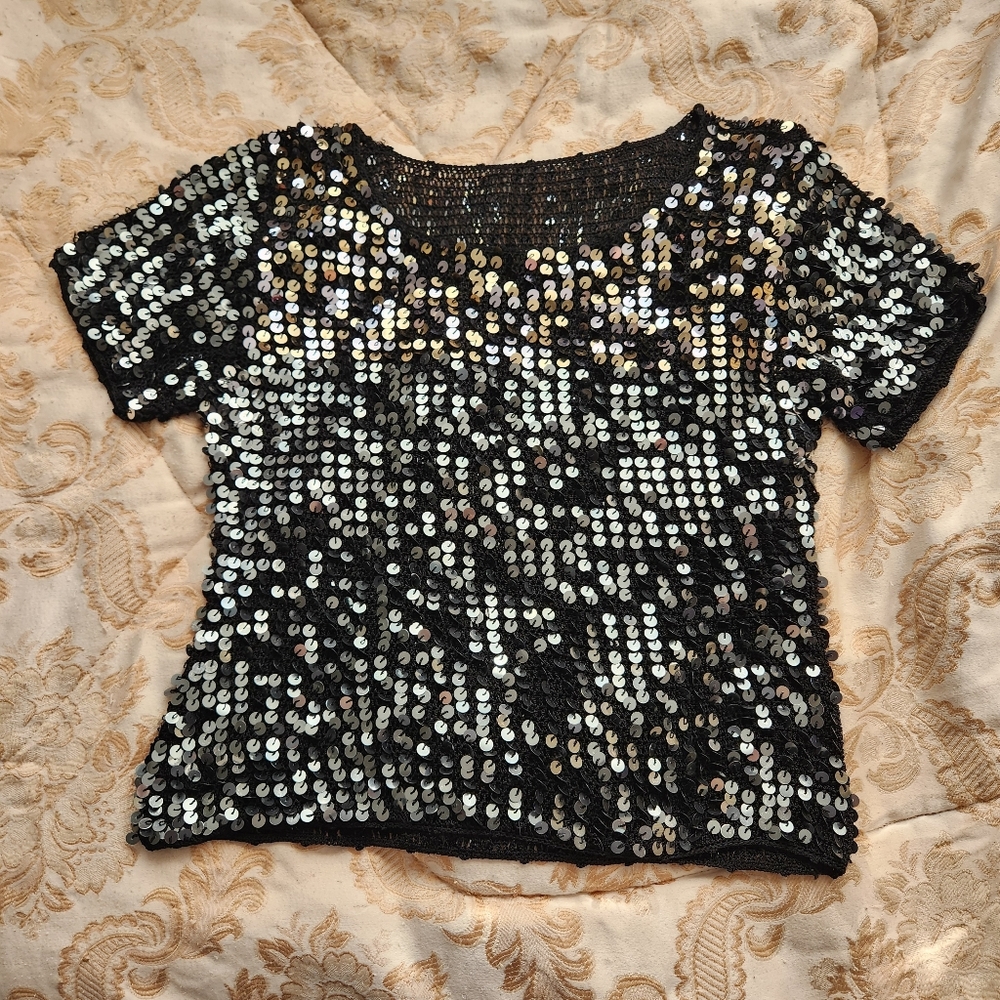 Sequin Crochet Black Top L